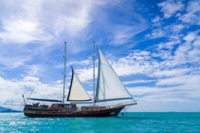Ang Thong Full-Day Discovery Cruise from Koh Samui - The yacht Naga comfort that makes the day feel longer
