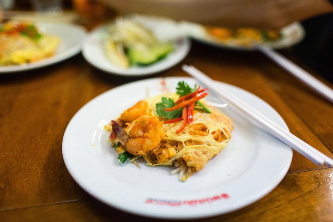 Bangkok by Night: Temples, Markets and Food Tuk-Tuk Tour - Getting there: BTS start, no hotel pickup, and smart drop-off