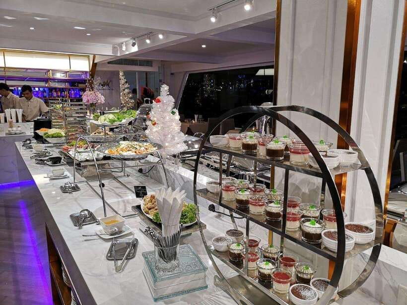 Bangkok: Chao Phraya River Meridian Cruise with Buffet - Why the Chao Phraya Meridian Cruise is such an easy Bangkok night