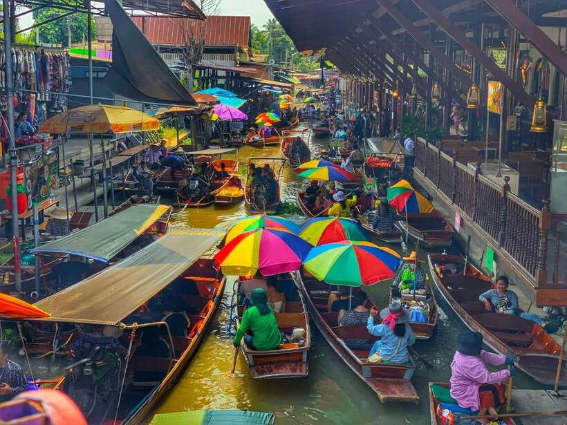 Bangkok: Damnoen Saduak and Mae Klong Train Markets - Meeting Point and Bangkok Traffic Reality