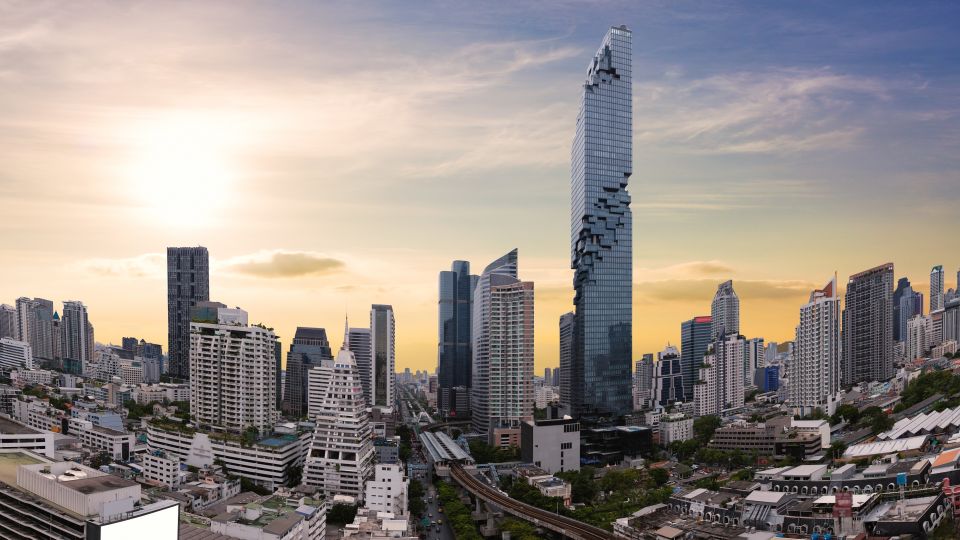 Bangkok: Damnoen Saduak, Train Market & Mahanakhon Day Trip - Transport, Group Size, and Comfort: The Part You Can’t Ignore