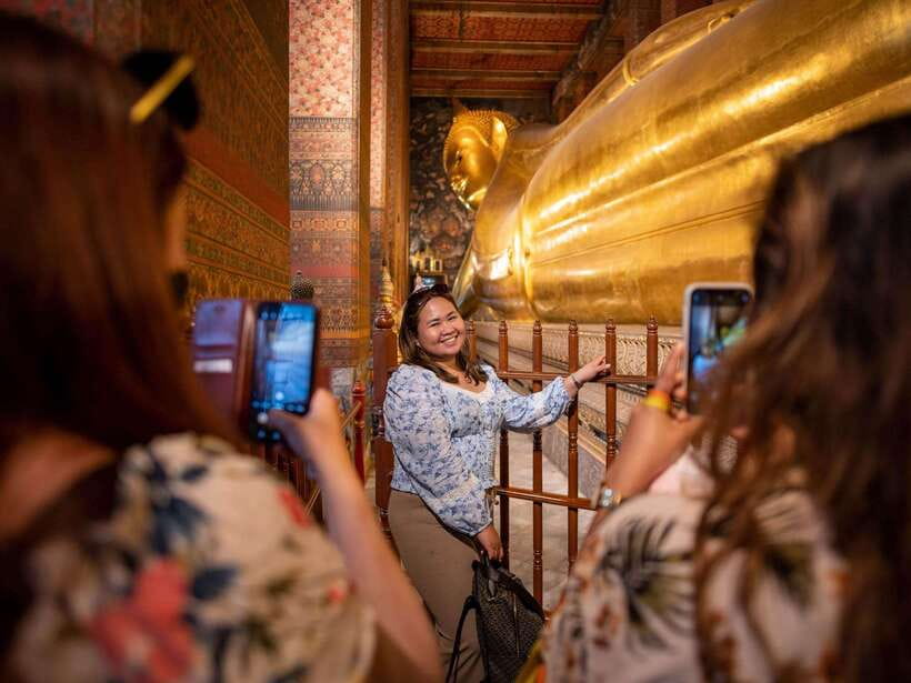 Bangkok: Evening Tour with Wat Arun, Wat Pho & Tuk Tuk Ride - Wat Pho after hours: reclining Buddha, rules, and how to get better photos