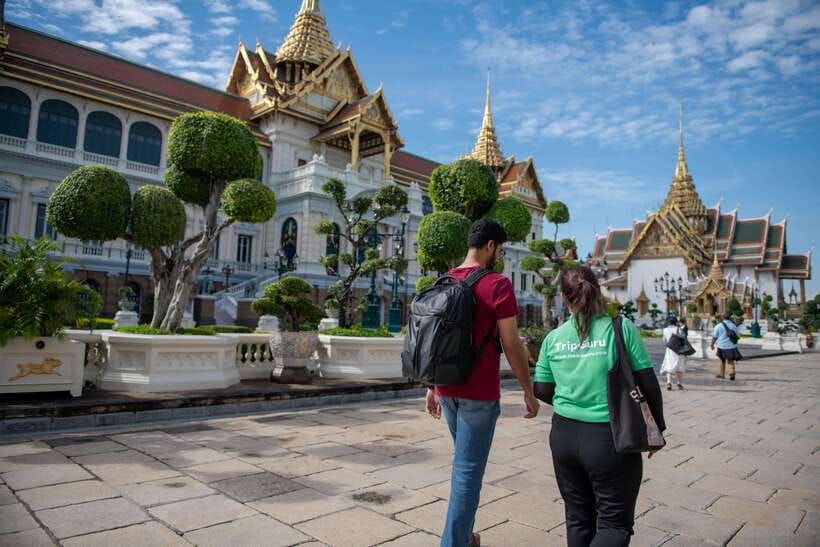 Bangkok: Grand Palace and Wat Phra Kaew Guided Walking Tour - Entering the Grand Palace grounds: where to focus (and what could slow you down)