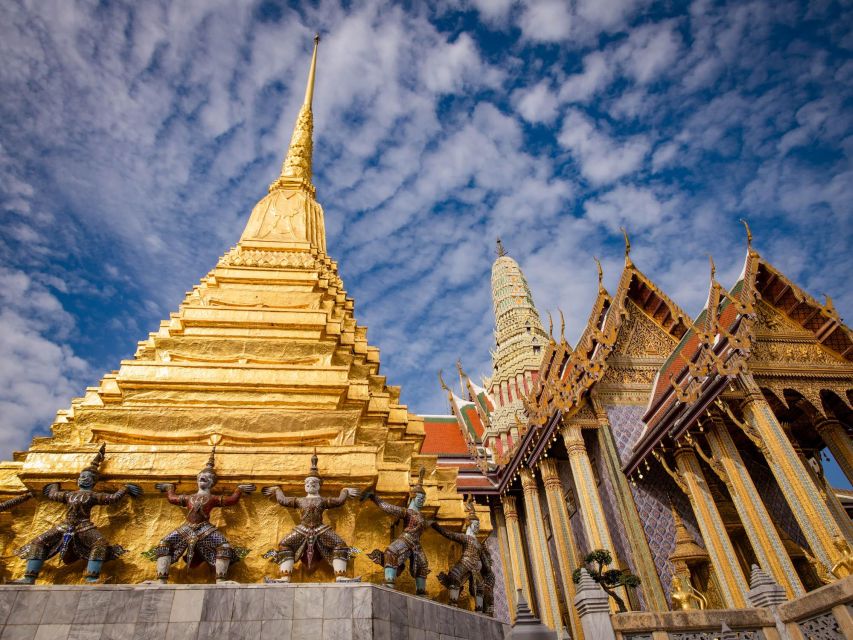 Bangkok: Grand Palace and Wat Phra Kaew Guided Walking Tour - Dress code and heat management: bring the right cover-up