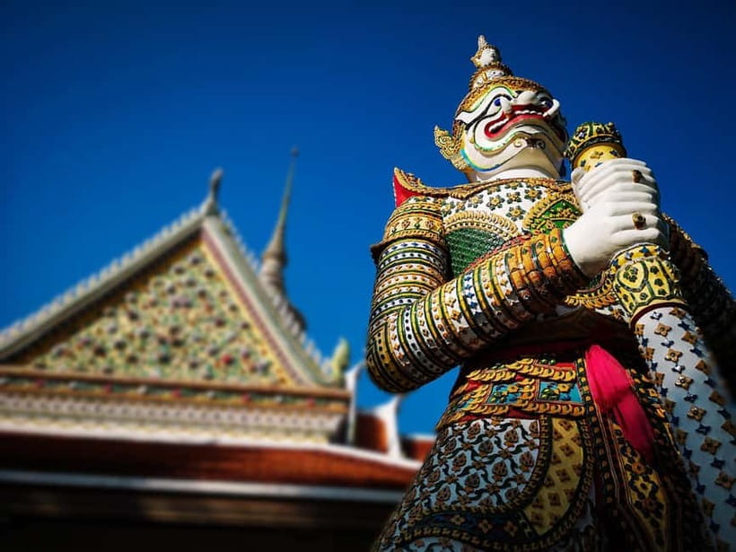 Bangkok: Grand Palace, Wat Pho, Wat Arun Sacred & Local Tour - Should You Book This Bangkok Sacred & Local Tour?