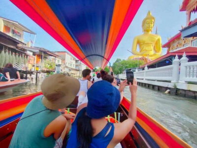 Bangkok: Longtail Boat Canal Cruise - Passing Wat Arun From the Water: Quick Views, Big Impact
