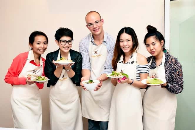 Bangkok: Maliwan Thai Cooking Class with Market Tour - Key things to know before you go
