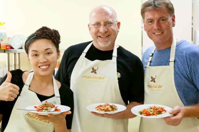 Bangkok: Maliwan Thai Cooking Class with Market Tour - Who this Thai cooking class is best for (and who should skip)