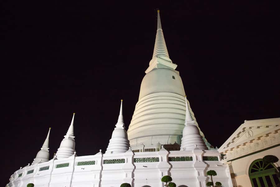 Bangkok: Markets, Temples and Food Night Tour by Tuk Tuk - Who Should Book This Tuk Tuk Markets and Temples Tour