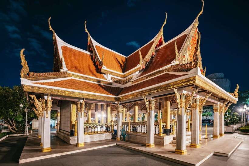 Bangkok: Michelin Guide Street Food Tour by Tuk Tuk - Key highlights before you go
