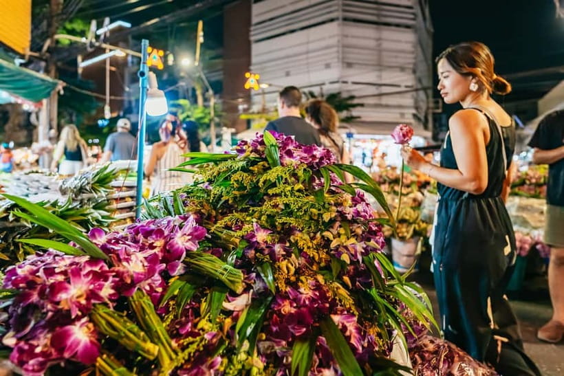 Bangkok: Midnight Food Tour by Tuk-Tuk - Who Should Book This, and Who Should Skip It