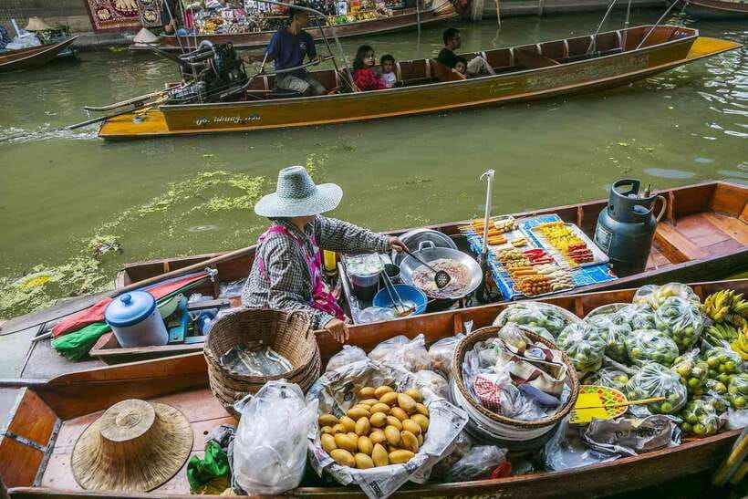 Bangkok: Railway and Floating Market Tour with Dragon Temple - Wat Sam Phran Dragon Temple: the pink tower, the dragon climb, and dress rules