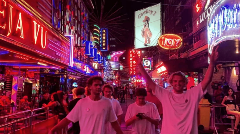 Bangkok: Soi Cowboy, Nana, Soi 11, Rooftops, Clubs & Go Go’s - Optional after-party and Nana Plaza finish: choose your landing spot