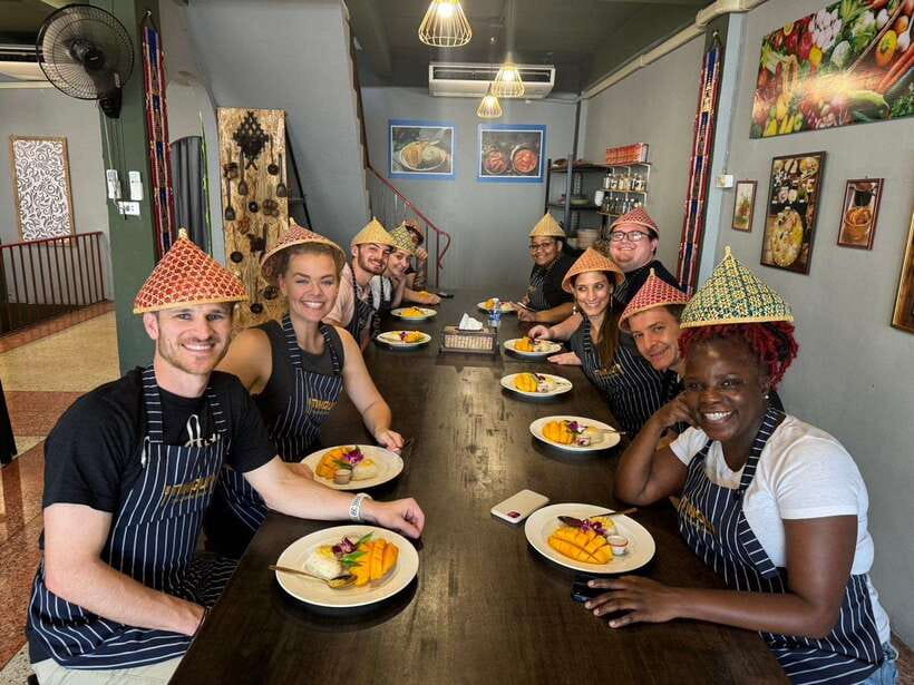 Bangkok: Tingly Thai Cooking School Half-Day Cooking Class - Which Curry You Cook Depends on the Day (So Pick Your Week Carefully)