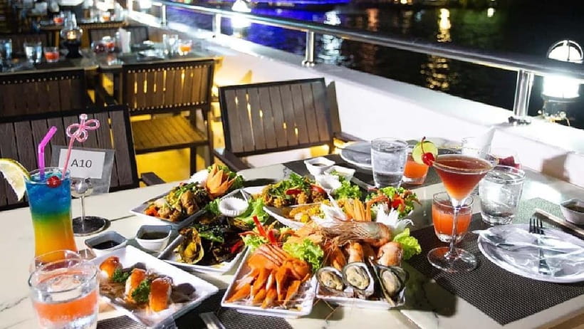 Bangkok:The Planet Sunset&Dinner Cruise on Chao Phraya River - Open-air rooftop and the best place to watch the lights