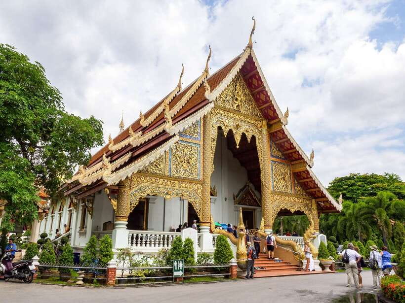 Chiang Mai: 3 Hour Old City and Temples Guided Walking Tour - Key Things You’ll Notice on This Chiang Mai Old City Walk
