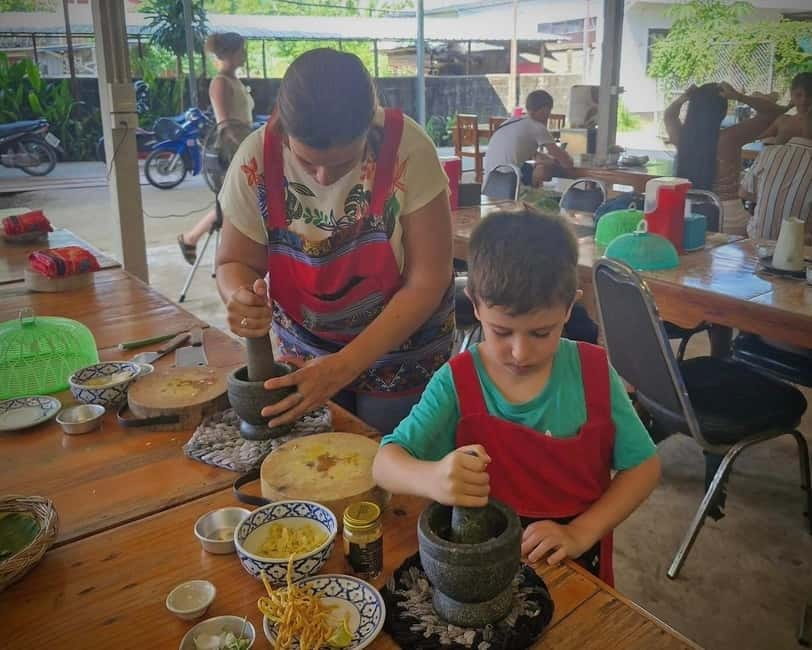 Chiang Mai: Cooking Class, Market & Thai Herbs Garden Tour - What’s included for $31: where the value comes from