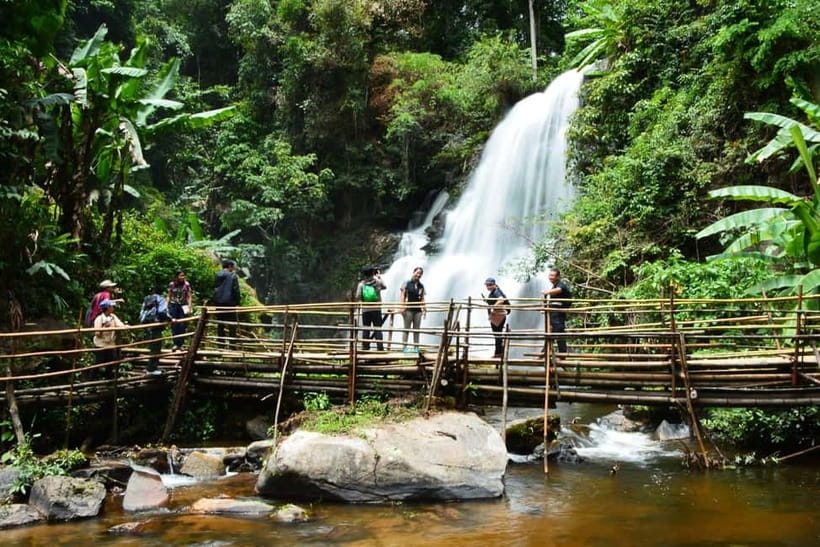 Chiang Mai: Doi Inthanon Trip with Pha Dok Siew Guided Trek - Thailand’s Highest Point: The Roof of Thailand Isn’t Always Scenic
