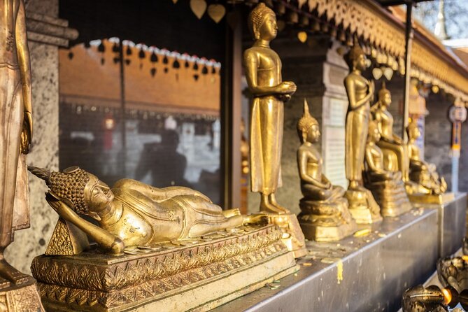 Chiang Mai - Doi Suthep Temple & Wat Pha Lat Hike - Getting there on a Chiang Mai songthaew: authentic ride, real comfort limits