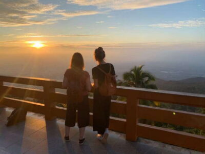 Chiang Mai: Doi Suthep, Wat Umong, and Pha Lat Sunrise Tour - Climbing 309 Steps at Wat Phra That Doi Suthep