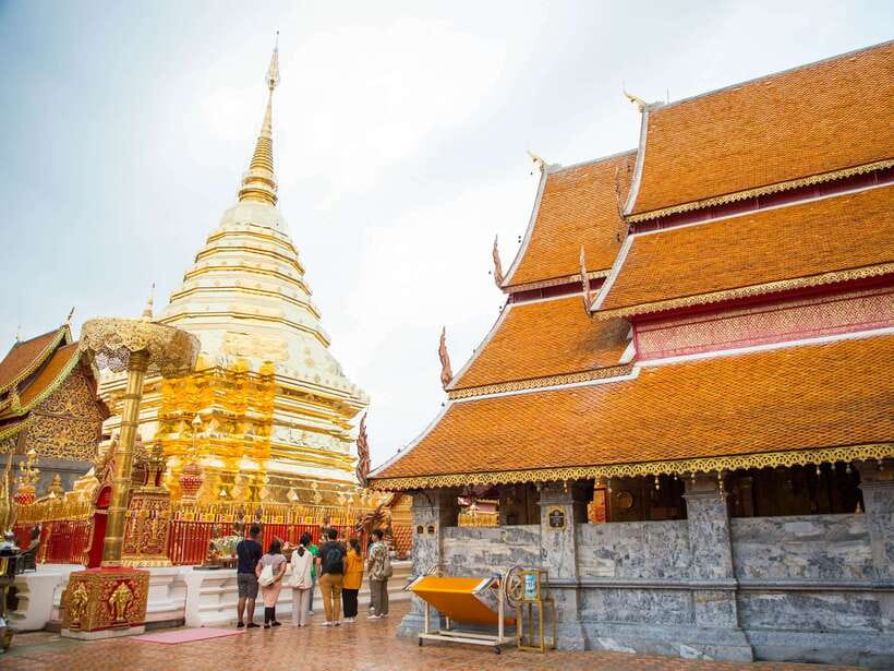 Chiang Mai: Doi Suthep, Wat Umong, and Pha Lat Sunrise Tour - Wat Pha Lat: The Jungle Walk to the Hidden Temple