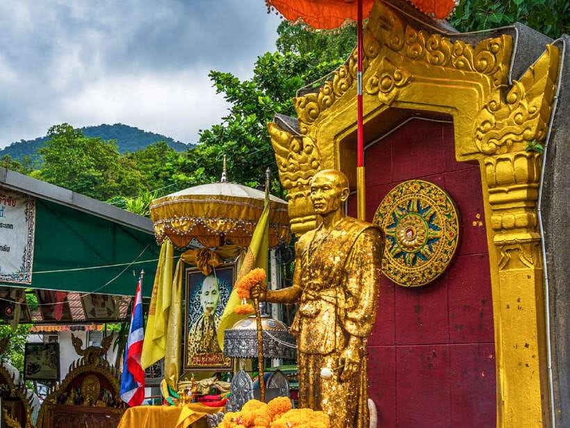 Chiang Mai: Doi Suthep, Wat Umong, and Pha Lat Sunrise Tour - Price and Value: What You’re Actually Paying For