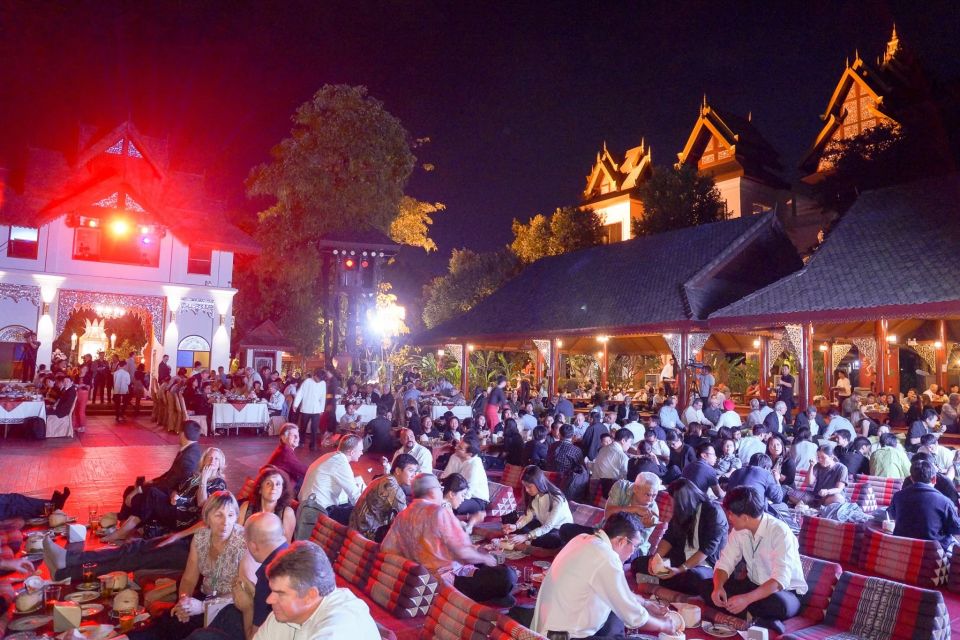 Chiang Mai: Khan Toke Traditional Meal & Dancing Performance - The dancing show: costumes, drumming, and audience energy