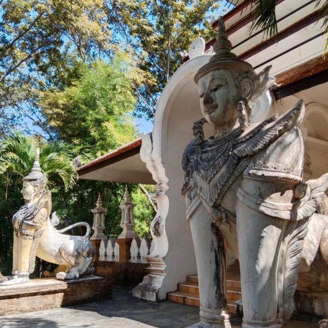 Chiang Mai: Wat Pha Lat & Wat Phra That Doi Suthep Tour - Guides are the secret sauce here (and you’ll feel it fast)