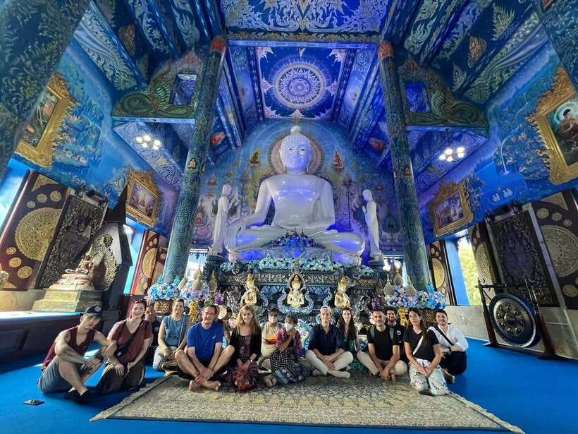 Chiang Rai: Guided Highlights Guided Tour with Buffet Lunch - Give Green Farm House Lunch: A Real Thai Buffet Break