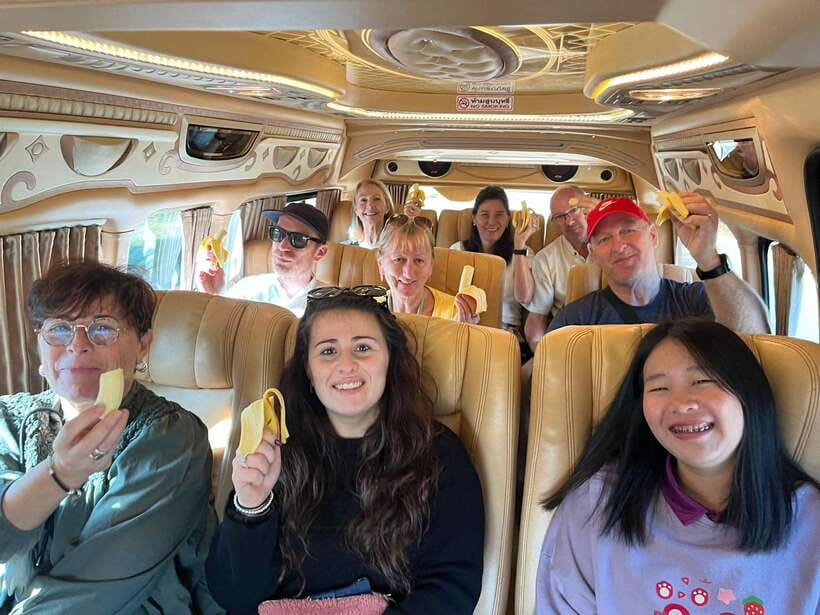 Chiang Rai: Guided Highlights Guided Tour with Buffet Lunch - Golden Triangle Views: The Border Point That Feels Far Away