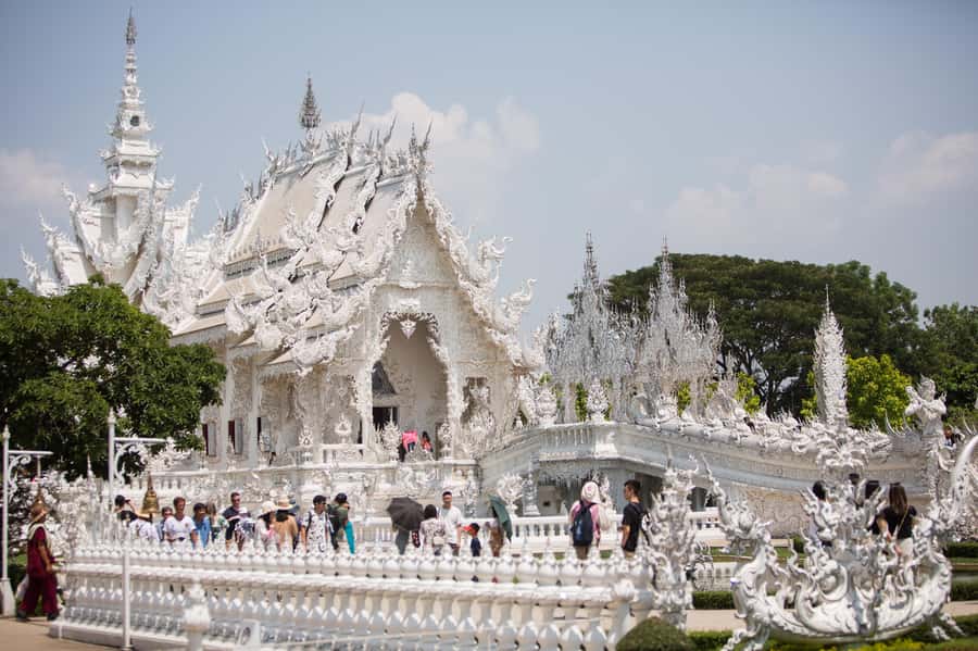 Chiang Rai White Temple and Blue Temple Day Tour - Key things that make this Chiang Rai day trip work