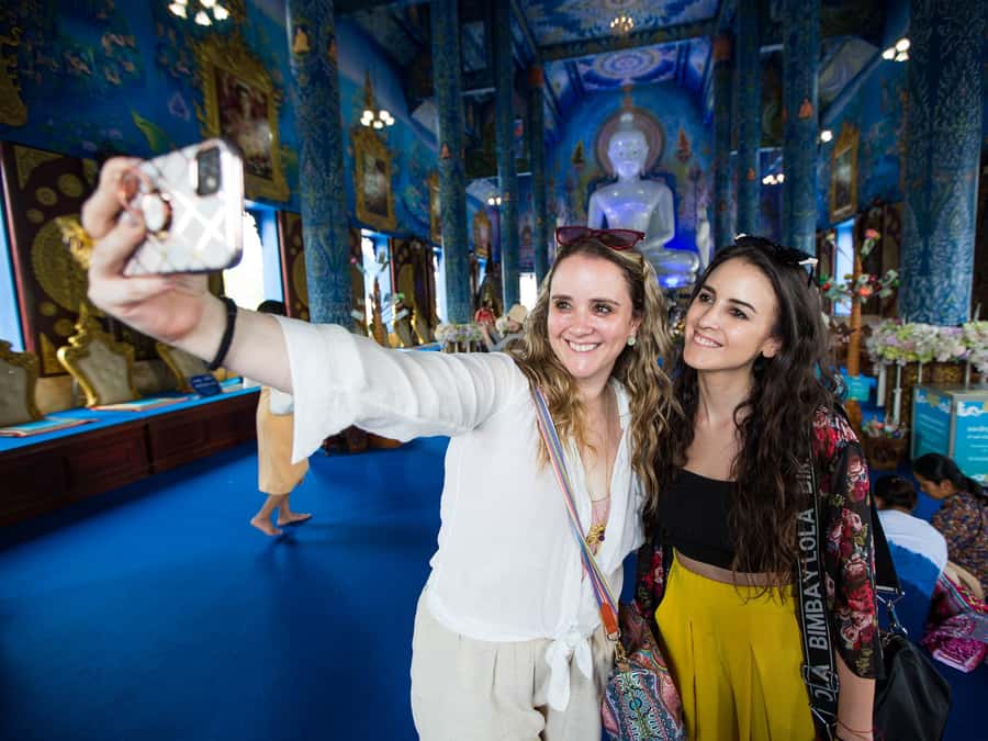 Chiang Rai White Temple and Blue Temple Day Tour - Wat Rong Suea-Ten (Blue Temple): color therapy with breathing room for photos