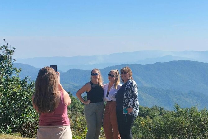 Doi Inthanon Waterfall and Royal Project Chiang Mai - Twin Royal Stupas: the views, the meaning, and why access can change