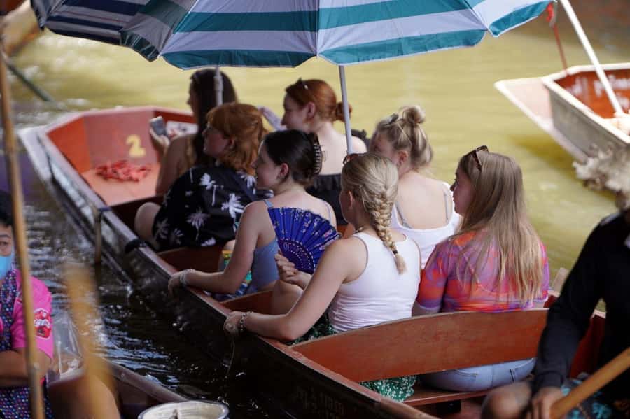 From Bangkok: Floating Market and Ayutthaya Guided Day Tour - Damnoen Saduak floating market: paddle-boat time on the canals