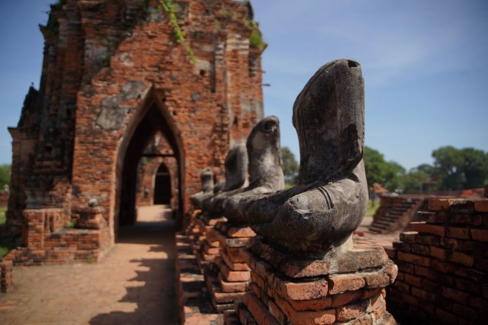 From Bangkok: Floating Market and Ayutthaya Guided Day Tour - Guide and small details that change how the tour feels