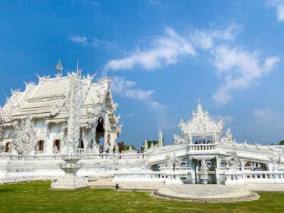 From Chiang Mai: White Temple & Golden Triangle Day Trip - Mae Kachan Hot Springs: quick reset, not a soak-and-stay
