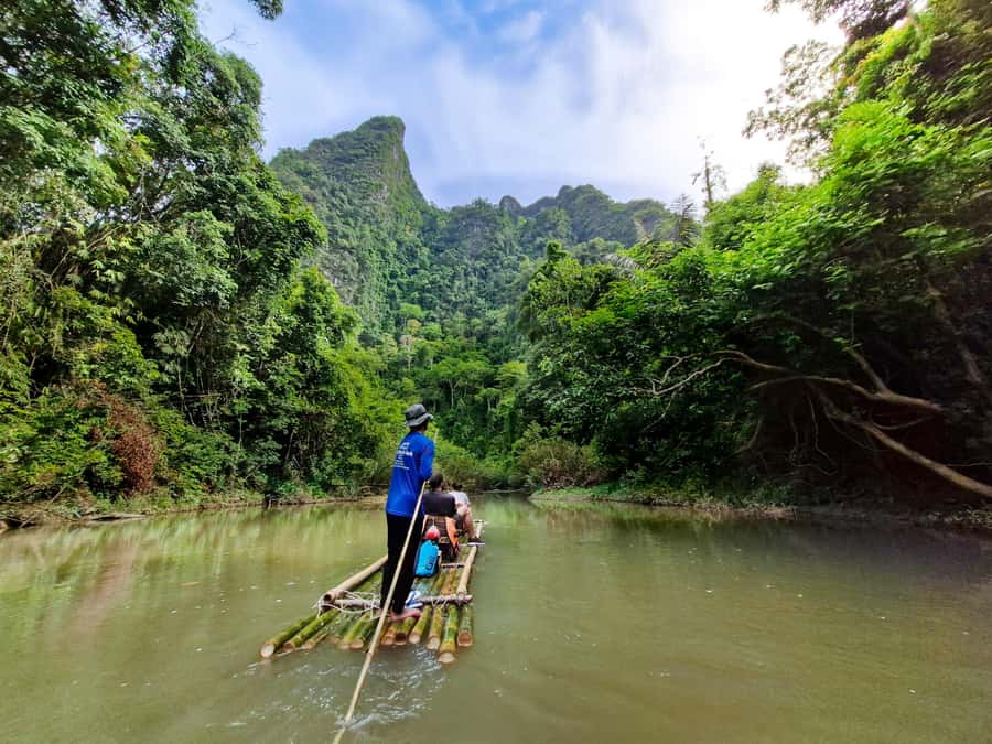 From Khao Lak: Khao Sok Jungle Hike & River Tour - Sok River Bamboo Ride: calm scenery, strong current, and good pacing