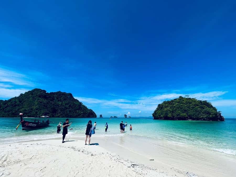 From Krabi: Phi Phi Early Bird & 4 Islands by Speedboat - Krabi to Phi Phi the early-bird way