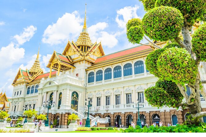 Grand Palace & Temples of Bangkok with experienced guide - Walking pace in Bangkok heat: how to avoid turning this into survival mode