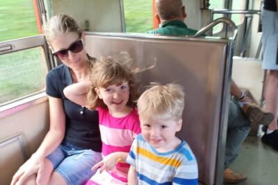Half-Day Railway Market and Floating Market Tour in Thailand - The short-but-intense shopping window (and why timing can feel different)