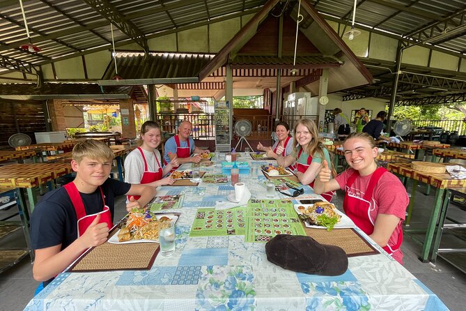 Half-Day Thai Cooking Class at Organic Farm in Chiang Mai - Choosing your dishes: vegan, vegetarian, and spice control
