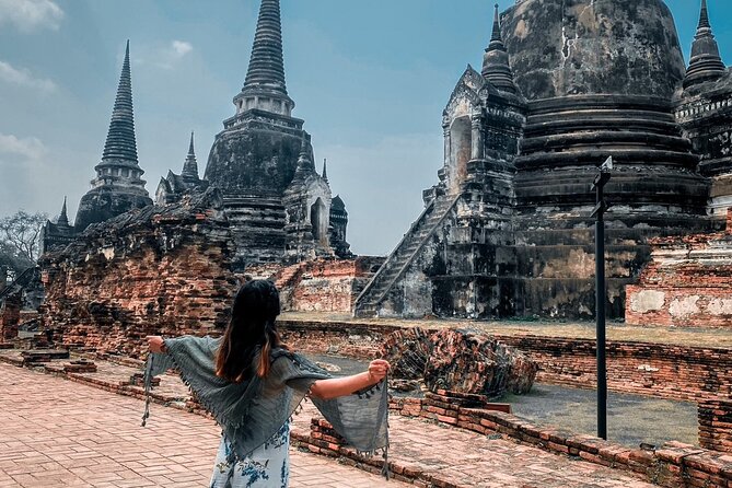 Historical City of Ayutthaya - Unesco Full Day Tour From Bangkok - Bang Pa-In Summer Palace: royal grounds with a strict dress code