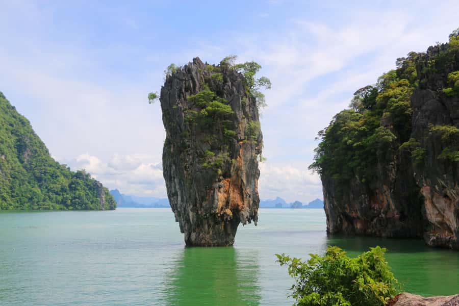 Khao Lak: Phang Nga Bay & James Bond Island by Longtail Boat - Koh Panyi floating village: lunch, community life, and market reality