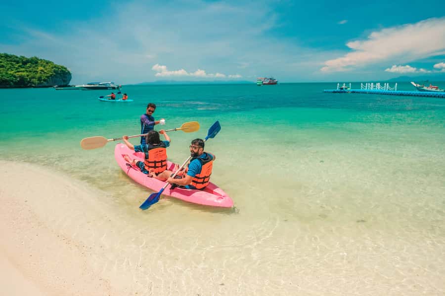 Koh Samui: Angthong Marine Park Snorkeling Tour by Speedboat - Mae Koh Island Viewpoint and the Emerald Lagoon Area