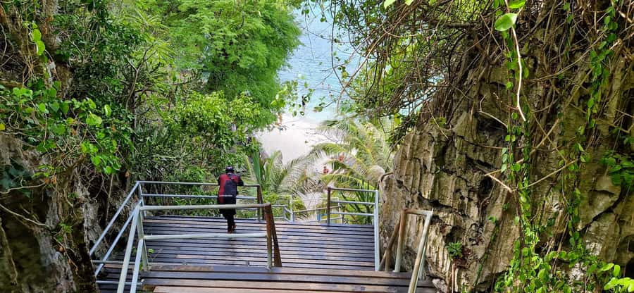 Koh Samui: Day Tour to Ang Thong with Kayak, Snorkel & Lunch - Emerald Lake and the Blue Lagoon Viewpoint Climb