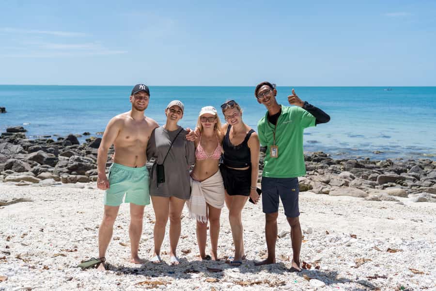 Koh Samui: Island Hopping Adventure in Coral and Pig Island - Price and Value: Why Around $57 Can Actually Be a Good Deal