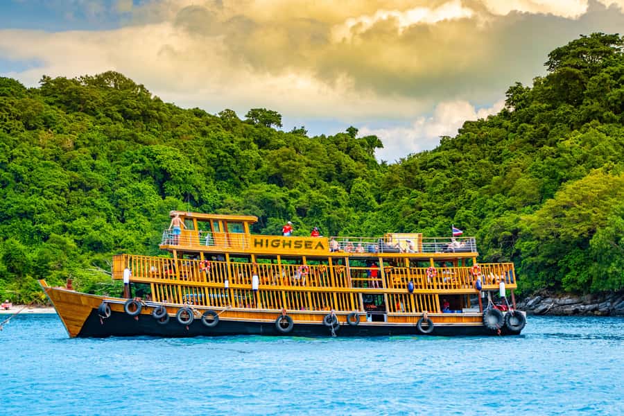 Koh Samui: Mu Ko Ang Thong Park Cruise with Kayaking Option - The buffet lunch break: how to actually fuel up