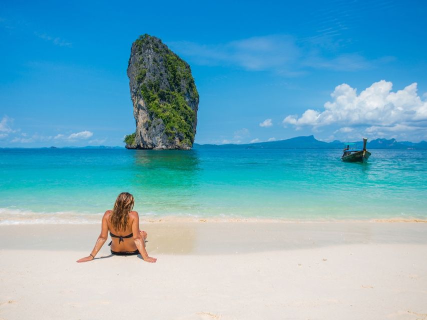 Krabi: 4 Islands Day Trip by Speedboat Including Lunch Box - Poda Island: the long beach break, lunchbox, and coral time