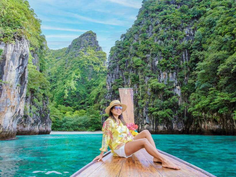 Krabi: 7 Islands Sunset Tour with Plankton Swim and BBQ - Boat comfort, group pacing, and the “where’s my drink” reality