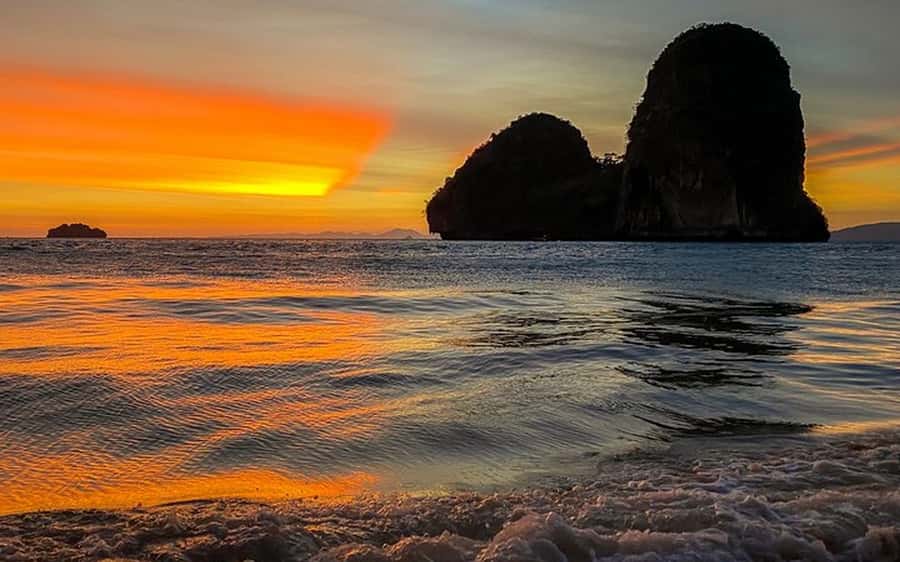 Krabi: Bioluminescent Plankton, Snorkeling & Sunset Tour - The snorkeling reality check: fish time, jellyfish risk, and comfort tips